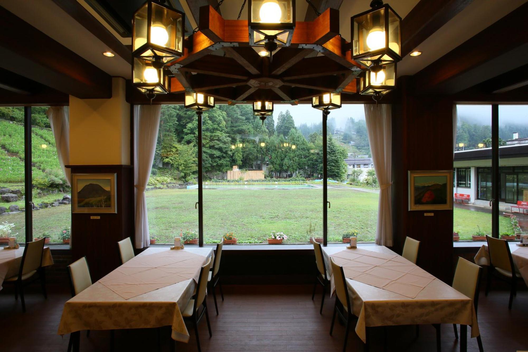 Nozawa Grand Hotel Экстерьер фото